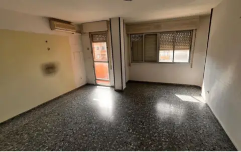 Piso en calle Calderón de la Barca