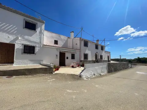 Casa en calle Flores, 4