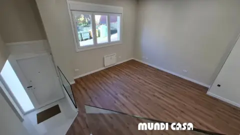 Dúplex en calle Cuesta Espiñeiro-Cimadevila