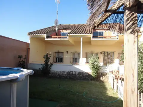 House in Fernancaballero