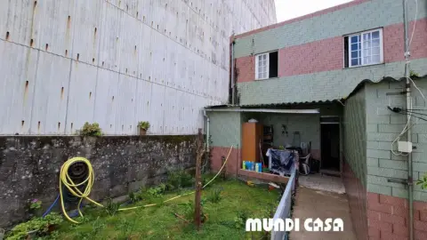 Casa en Rúa Pintor Laxeiro