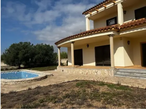 Chalet en calle de Benedicto XIII