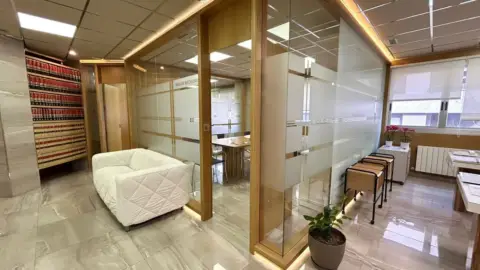 Local comercial en calle de Dionisio Guardiola, 17