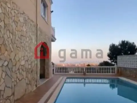Chalet en Avinguda del Monte Molino