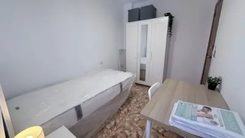 Habitación en Avenida Alta