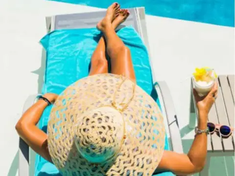 Casa adosada en calle Tailandia, 6