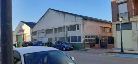 Nave industrial en calle del Carmen, 9