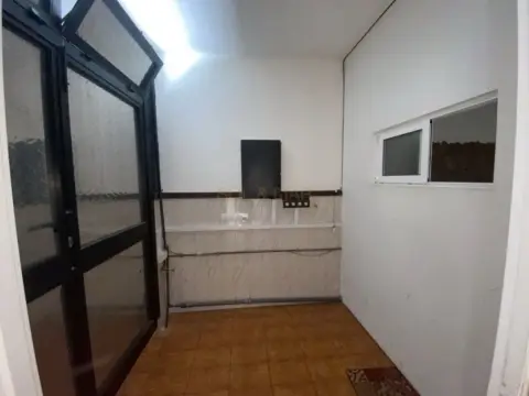 Local comercial en calle Tiépolo