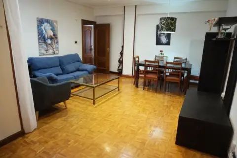 Piso en Avda. La Paz