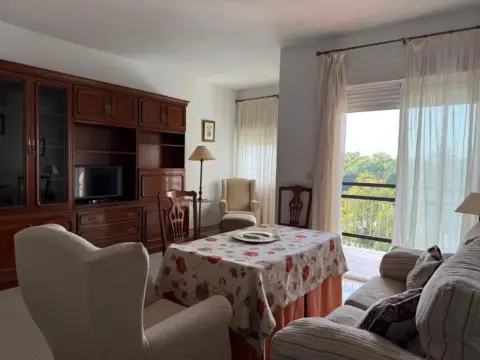 Piso en Los Remedios - Parque de los Principes