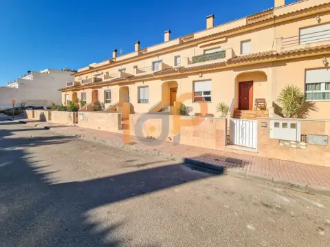 Dúplex en calle Archidona