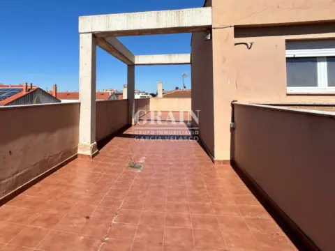 Casa adosada en Facultad de Medicina
