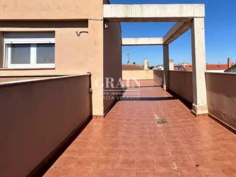 Casa adosada en Facultad de Medicina
