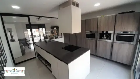 Chalet en Urbanización - Peñasolana