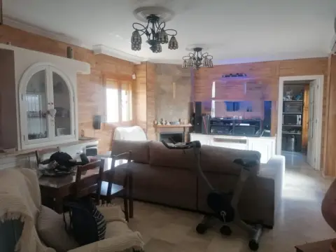 Casa en calle de la Azuda