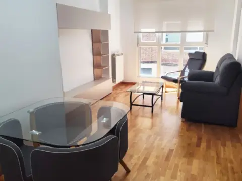 Piso en Avda. Valladolid