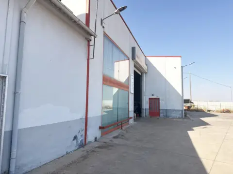 Nave industrial en Magaz de Pisuerga