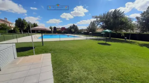 Chalet en Urbanización - los Páramos