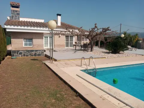 Chalet en Jesús