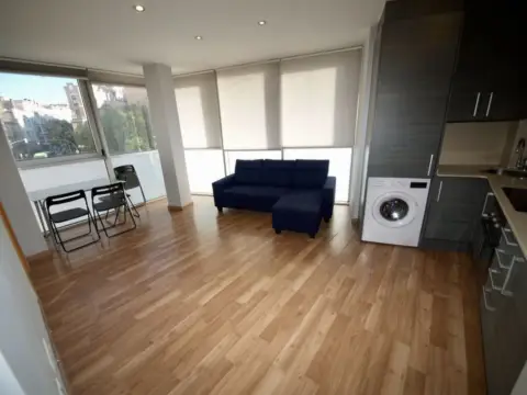 Estudio en Muralla de Sant Francesc