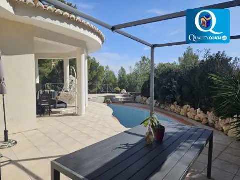 Chalet en Urbanizaciones