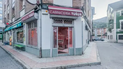 Local comercial en calle del Este, 1