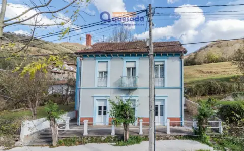 Chalet en calle Cs Santa Cristina, nº 1