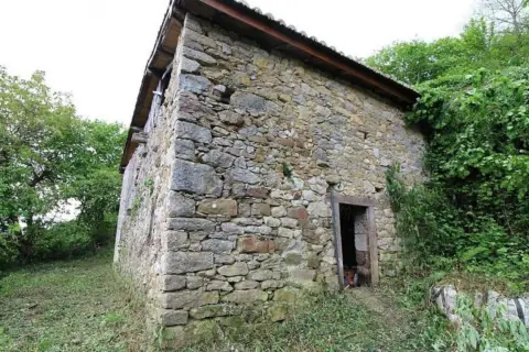 Finca rústica en calle Maramuñiz, nº 24