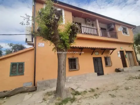 Casa en Almendral de La Cañada