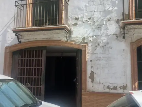 Casa en calle de Antonio Mairena