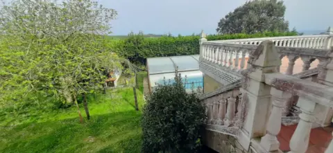 Chalet en calle de la Peña, 242