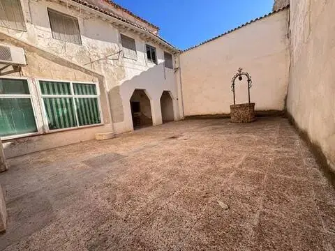 Casa rústica en calle de Santa Clara