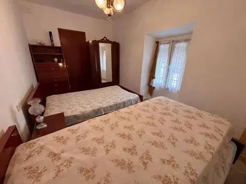 Casa rústica en calle de la Reina