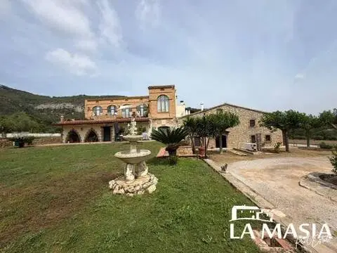Casa rústica en Canyelles