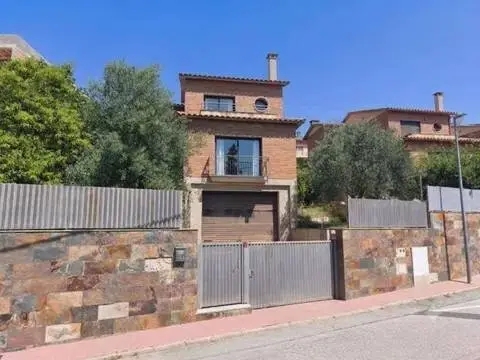 Chalet en Abrera