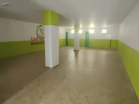 Local comercial en Maracena