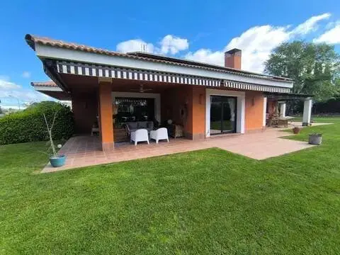Chalet en Algete
