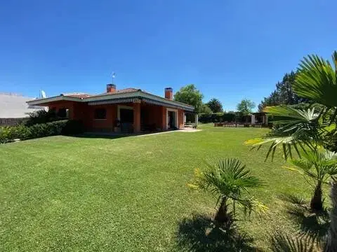 Chalet en Algete