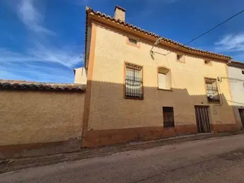 Casa rústica en calle San Roque