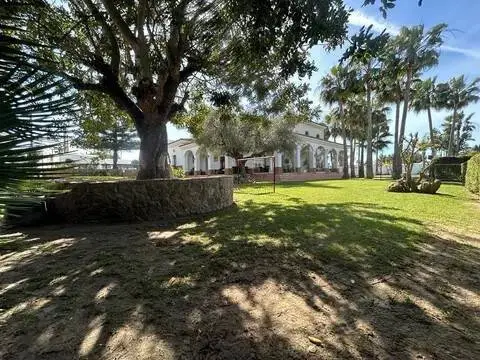 Casa – Sanlúcar de Barrameda, Capuchinos, La Jara