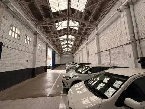 Nave industrial en Provençals del Poblenou