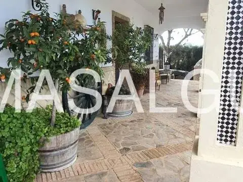 Chalet en calle El Coronil No Number