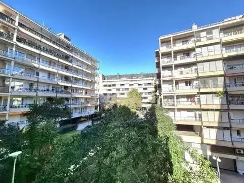 Piso – Barcelona Capital