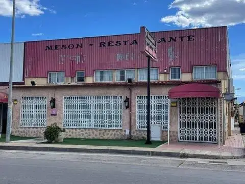 Nave industrial en calle de Uruguay