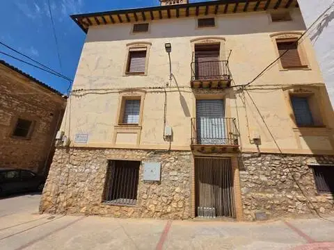 Casa rústica en Plaza de la Iglesia