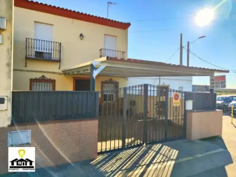 Chalet en Villarrasa