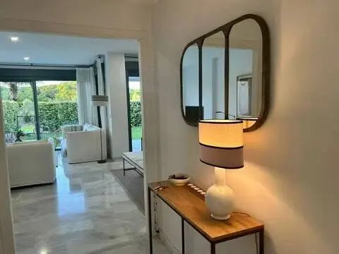 Piso en Vistahermosa