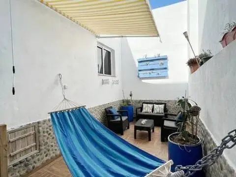 Casa adosada en Arico El Nuevo