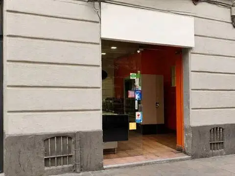 Local comercial en Carrer de Blai