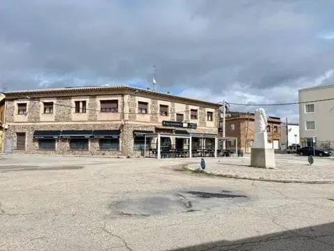 Edificio en Plaza de los Consules